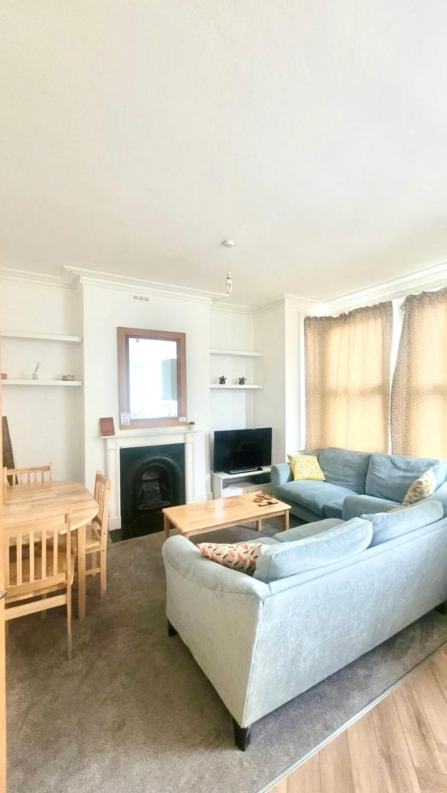 Two Bedroom Flat In Londres Exterior foto